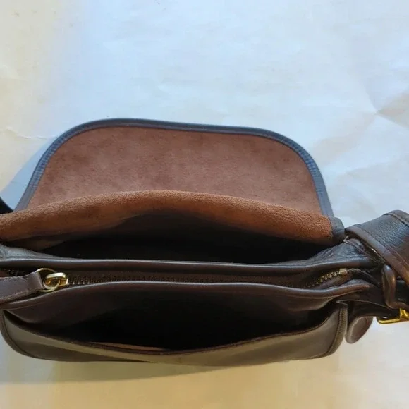 Vintage Coach leather 90's Patricia Legacy brown saddle Bag - Picture 9 of 13